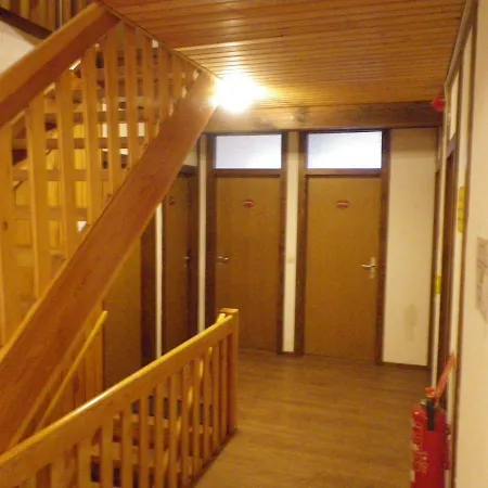 Neustaedter Haus Inn 2*